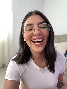 Julietalcl online show from December 18, 9:07 pm