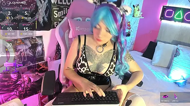 AuroraChannn online show from November 20, 11:36 pm