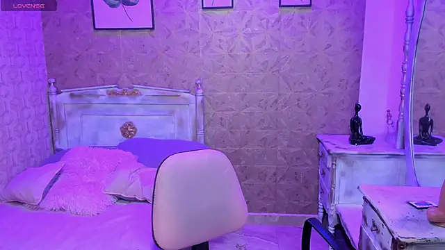 Sara clk online show from March 23, 8:08 pm