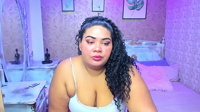 Snapshot of Sara_clk chatting on January 31, 7:34 pm Sara clk online show from January 31, 7:34 pm