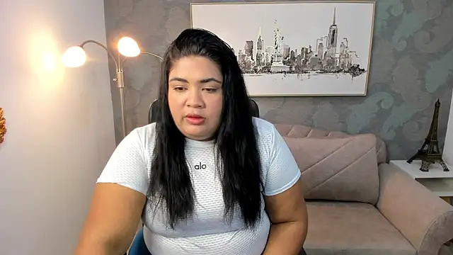 Sara clk online show from April 30, 6:26 pm