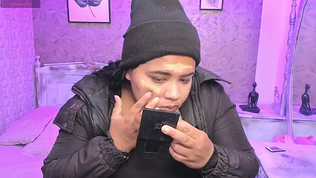 Sara clk online show from April 17, 8:00 pm