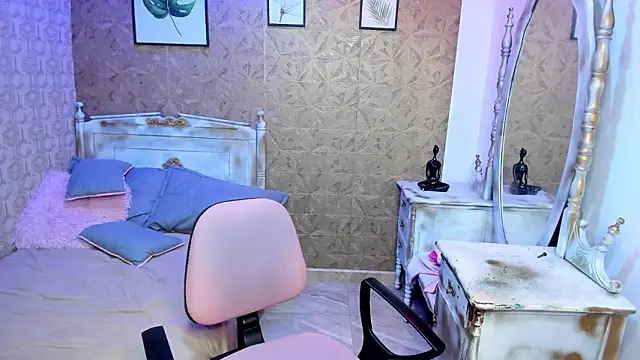 Snapshot of Sara_clk chatting on February 14, 8:09 pm Sara clk online show from February 14, 8:09 pm