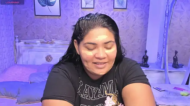 Sara clk online show from April 14, 8:03 pm