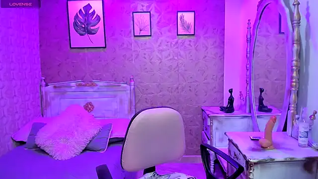 Sara clk online show from November 17, 8:02 pm