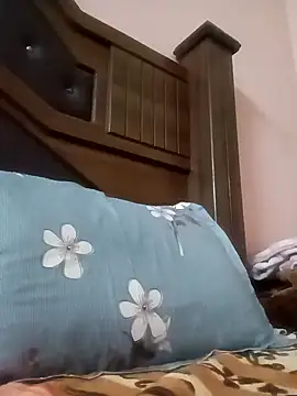 Snapshot of Bigtitsass81 chatting on November 3, 12:31 pm Bigtitsass81 online show from November 3, 12:31 pm