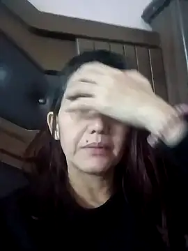 Snapshot of Bigtitsass81 chatting on October 17, 9:45 am Bigtitsass81 online show from October 17, 9:45 am