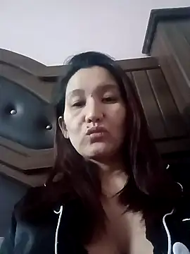 Snapshot of Bigtitsass81 chatting on November 20, 9:25 pm Bigtitsass81 online show from November 20, 9:25 pm