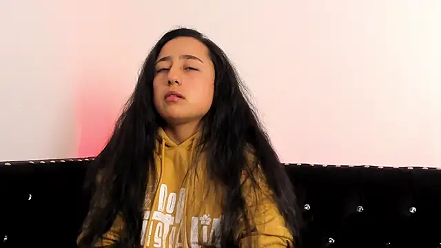 Samanta Fischer online show from November 26, 11:10 am