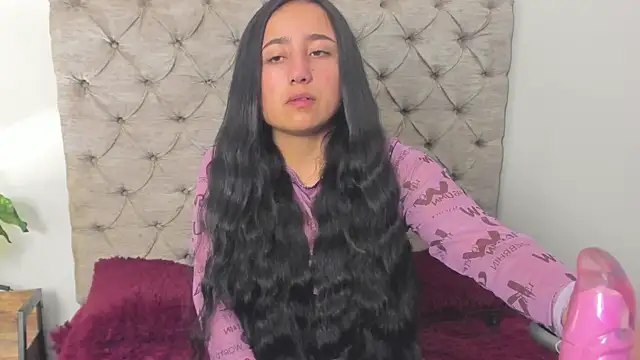 Samanta Fischer online show from November 12, 11:25 am