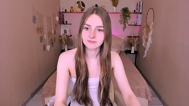 Snapshot of RoxyMorris chatting on May 4, 8:06 am RoxyMorris online show from May 4, 8:06 am