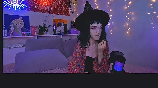 whoalexxa online show from November 6, 11:36 am