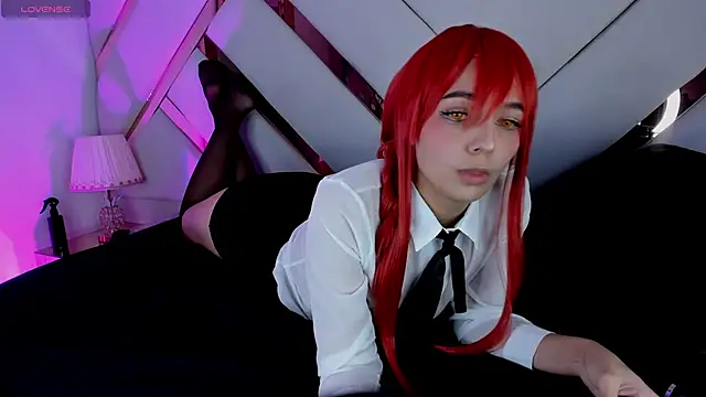 michelle cutee  online show from March 8, 7:50 pm