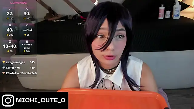 michelle cutee  online show from February 14, 8:42 pm