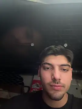 Snapshot of emir343475 chatting on November 21, 7:46 pm emir343475 online show from November 21, 7:46 pm