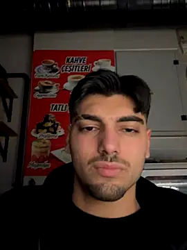 Snapshot of emir343475 chatting on December 16, 7:40 pm emir343475 online show from December 16, 7:40 pm