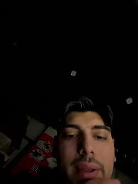 Snapshot of emir343475 chatting on January 16, 7:40 pm emir343475 online show from January 16, 7:40 pm