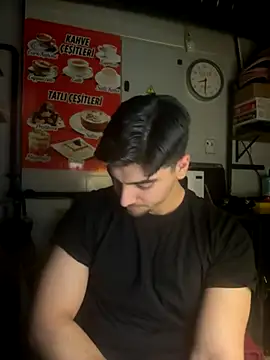 Snapshot of emir343475 chatting on November 23, 5:34 pm emir343475 online show from November 23, 5:34 pm