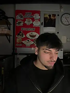 Snapshot of emir343475 chatting on February 20, 7:27 pm emir343475 online show from February 20, 7:27 pm