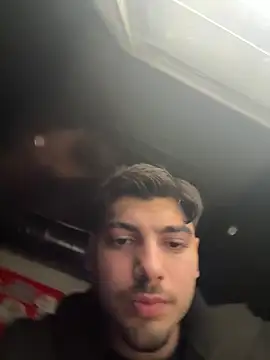 Snapshot of emir343475 chatting on October 24, 10:09 pm emir343475 online show from October 24, 10:09 pm