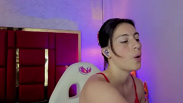 moon winy online show from March 5, 11:18 am