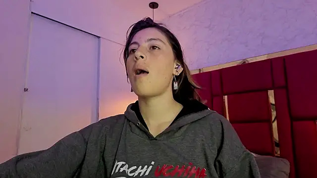 moon winy online show from February 10, 11:42 am