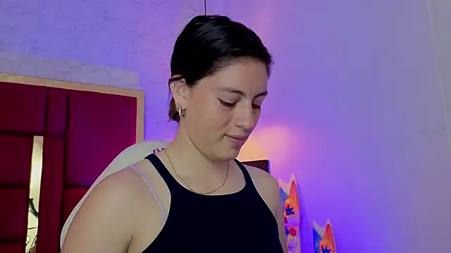 moon winy online show from March 7, 11:27 am