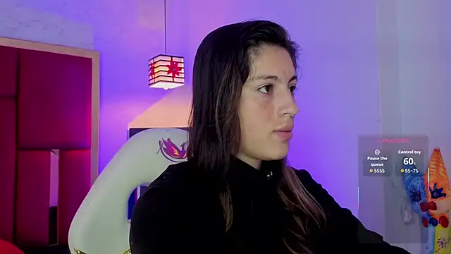 moon winy online show from February 15, 11:31 am