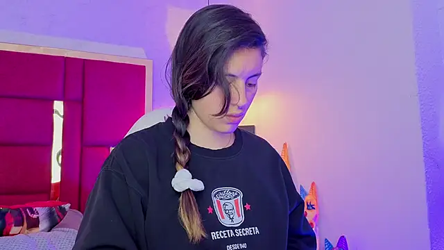 moon winy online show from March 9, 11:58 am