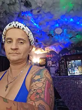 Sweetsugar22678 online show from May 30, 4:56 pm