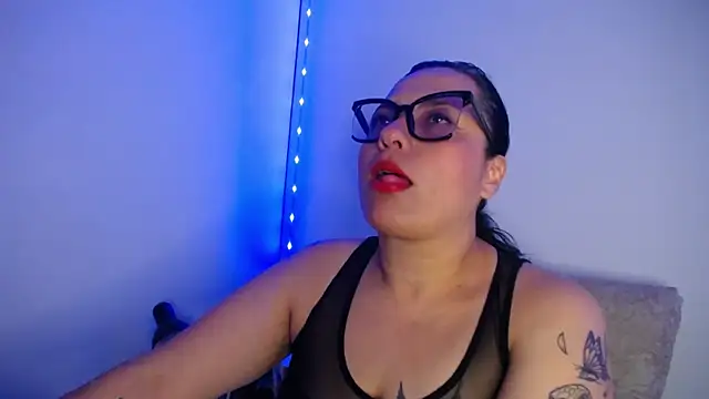 Lia TabooMatureBbw online show from November 11, 9:31 pm