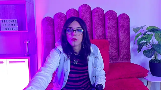 Lullaby Charade online show from November 19, 11:54 am