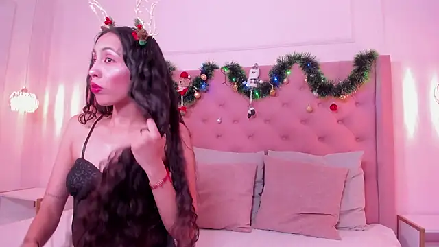 Snapshot of _hanna_bakerr_ chatting on December 1, 6:42 pm hanna bakerr online show from December 1, 6:42 pm