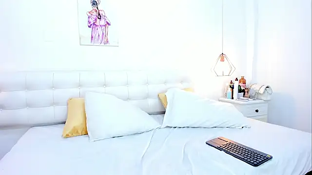 Alanna miaw online show from May 10, 11:58 am
