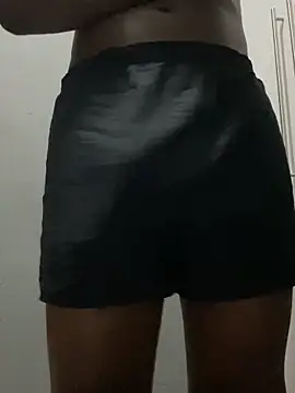 Snapshot of Simbatheking chatting on November 15, 8:24 pm Simbatheking online show from November 15, 8:24 pm