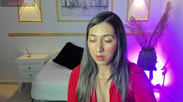 karlyy  online show from February 21, 12:18 pm