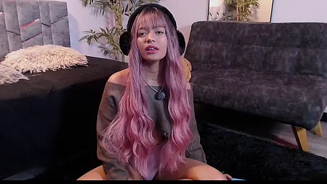 Miss koko  online show from October 27, 11:38 pm