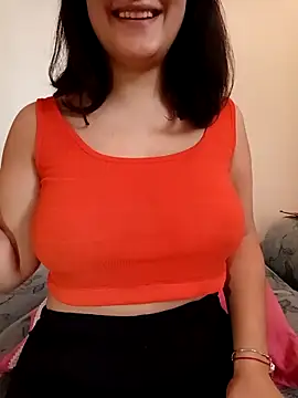 Snapshot of miamia21 chatting on October 18, 1:02 pm miamia21 online show from October 18, 1:02 pm