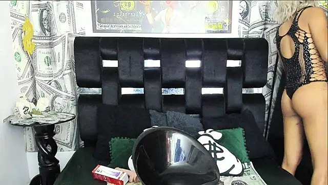 Latin Doll13 online show from November 5, 8:06 am