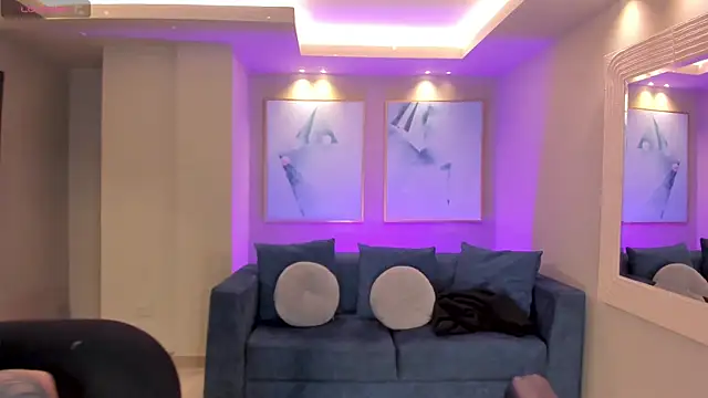 ChristineFord  online show from November 2, 12:43 pm