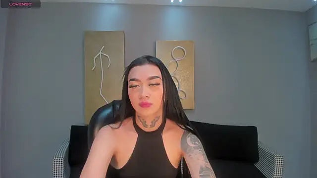 MeganCross1 online show from December 5, 3:49 am