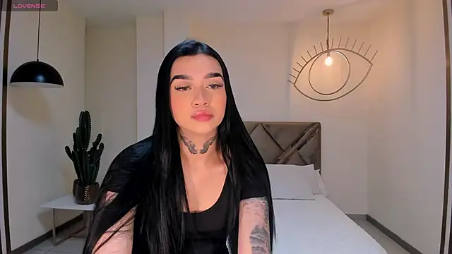 MeganCross1 online show from November 9, 11:31 pm