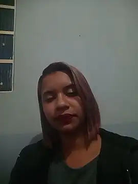 Snapshot of casal_F chatting on November 10, 12:59 am casal F online show from November 10, 12:59 am