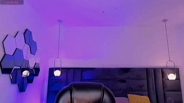 Snapshot of CelesteMoonX chatting on July 15, 3:35 am CelesteMoonX online show from July 15, 3:35 am