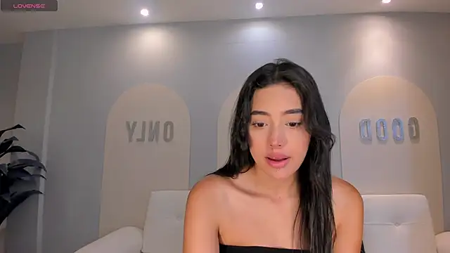 ScarlettBlaze  online show from March 31, 12:07 pm