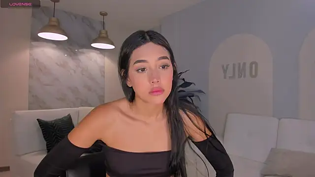 ScarlettBlaze  online show from March 24, 12:05 pm