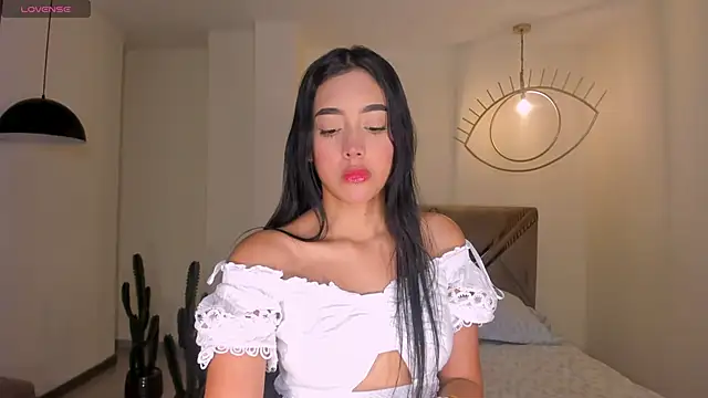 Snapshot of ScarlettBlaze_ chatting on February 18, 12:01 pm ScarlettBlaze online show from February 18, 12:01 pm