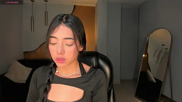 ScarlettBlaze  online show from December 18, 11:14 am