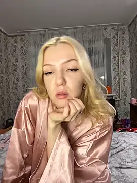 AlexandraXKitty online show from February 13, 1:49 am