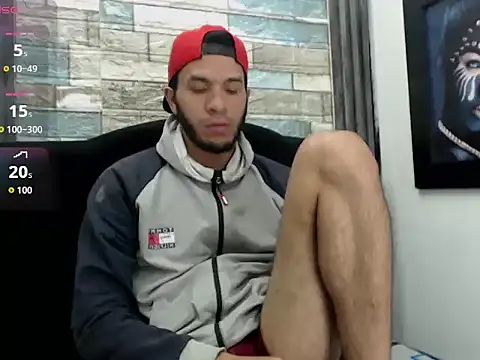 Snapshot of pether_hairy chatting on March 3, 4:41 am pether hairy online show from March 3, 4:41 am